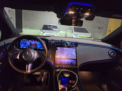 صورة مصغرة 11 لـ 2023 Mercedes-BENZ EQE