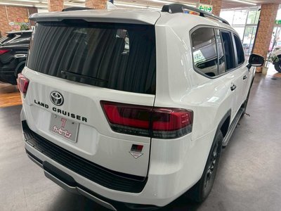 2023 Toyota LAND CRUISER 300 照片 7