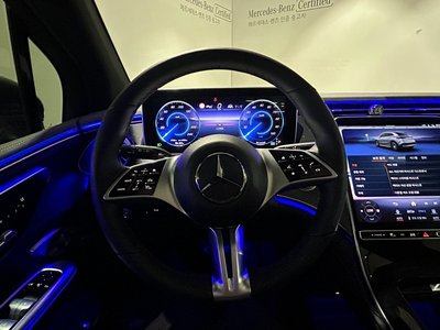 MERCEDES-BENZ EQE - 9