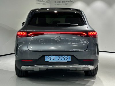 MERCEDES-BENZ EQE - 6