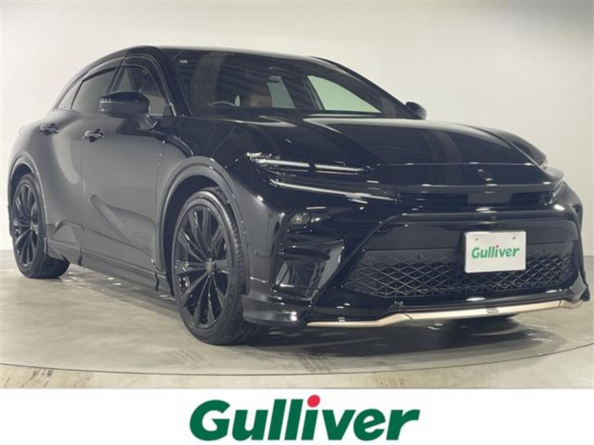 TOYOTA CROWN SPORT - View 1