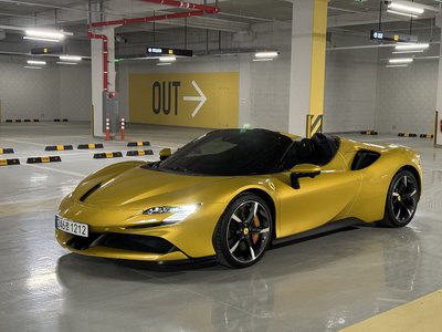 FERRARI SF90 SPIDER - 1