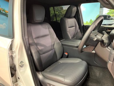 TOYOTA LAND CRUISER - 9