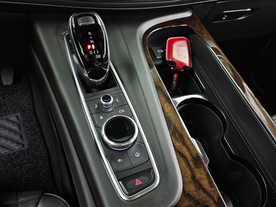 CADILLAC ESCALADE 5TH GENERATION - 9