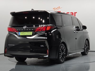 صورة 4 لـ 2024 Toyota ALPHARD
