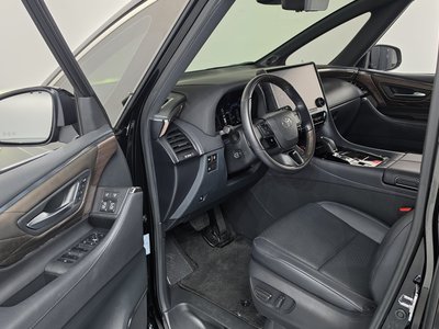 صورة 10 لـ 2024 Toyota ALPHARD