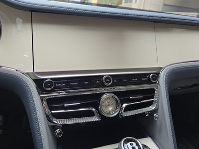 صورة مصغرة 18 لـ 2025 Bentley FLYING SPUR