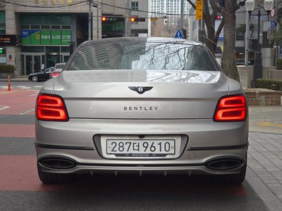 صورة 6 لـ 2025 Bentley FLYING SPUR