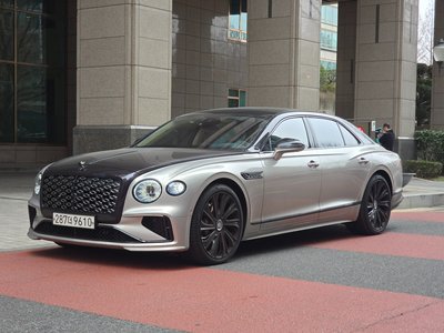 صورة 1 لـ 2025 Bentley FLYING SPUR