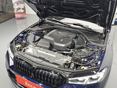 صورة 7 لـ 2025 BMW 3 SERIES