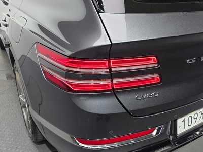 GENESIS GV80 - 10