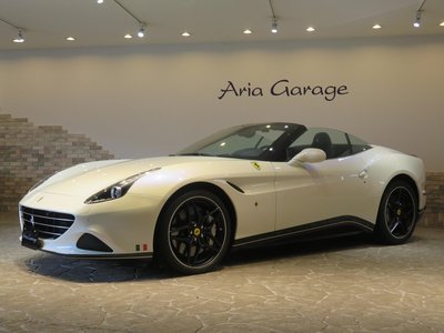 FERRARI CALIFORNIA T
