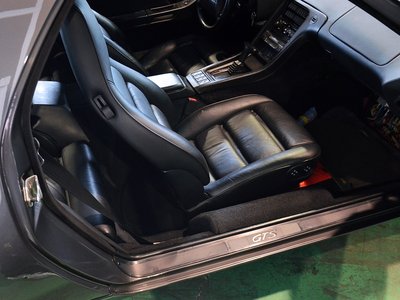 صورة مصغرة 12 لـ 1992 Porsche 928