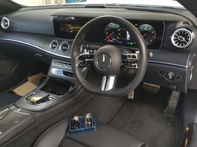 صورة 3 لـ 2023 Mercedes-BENZ E-CLASS