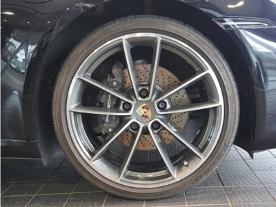 PORSCHE 911 - 6