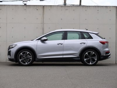 AUDI Q4 E-TRON - 3