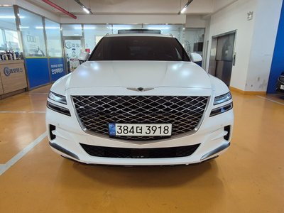 صورة 2 لـ 2023 Genesis GV80