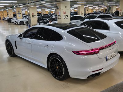 2020 Porsche PANAMERA 缩略图 14