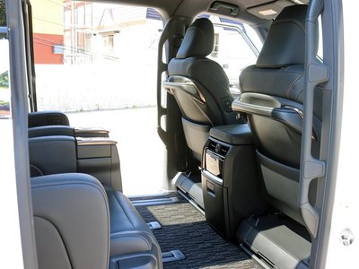 2023 Toyota ALPHARD 缩略图 22