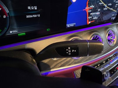 MERCEDES-BENZ CLS - 9