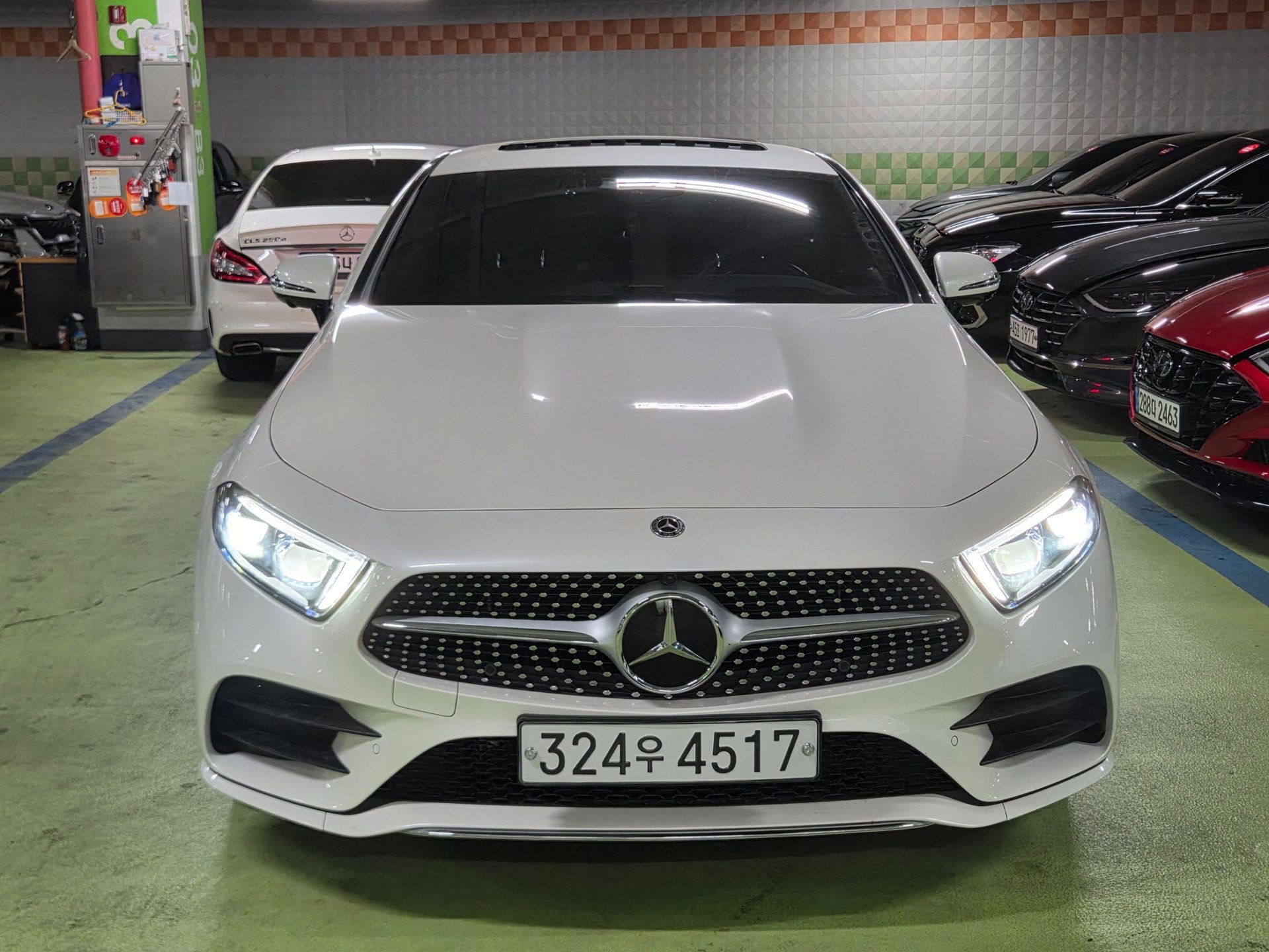 MERCEDES-BENZ CLS - View 1