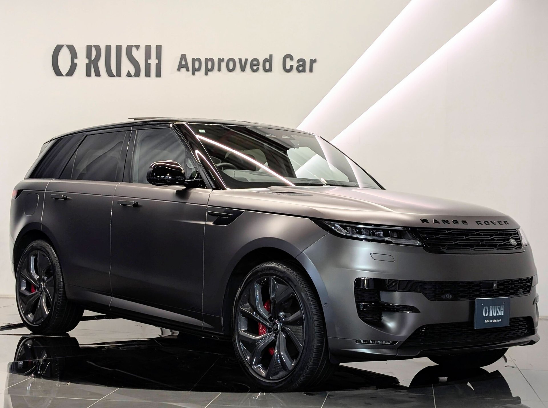 LAND ROVER RANGE ROVER SPORT - View 1