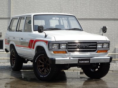 TOYOTA LAND CRUISER 60 - 7
