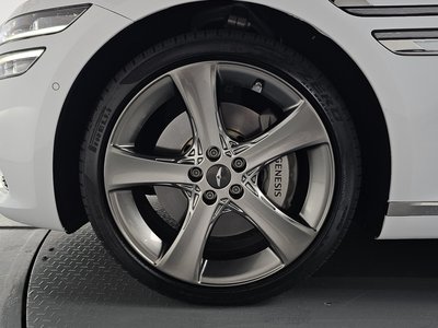 GENESIS G80 (RG3) - 7