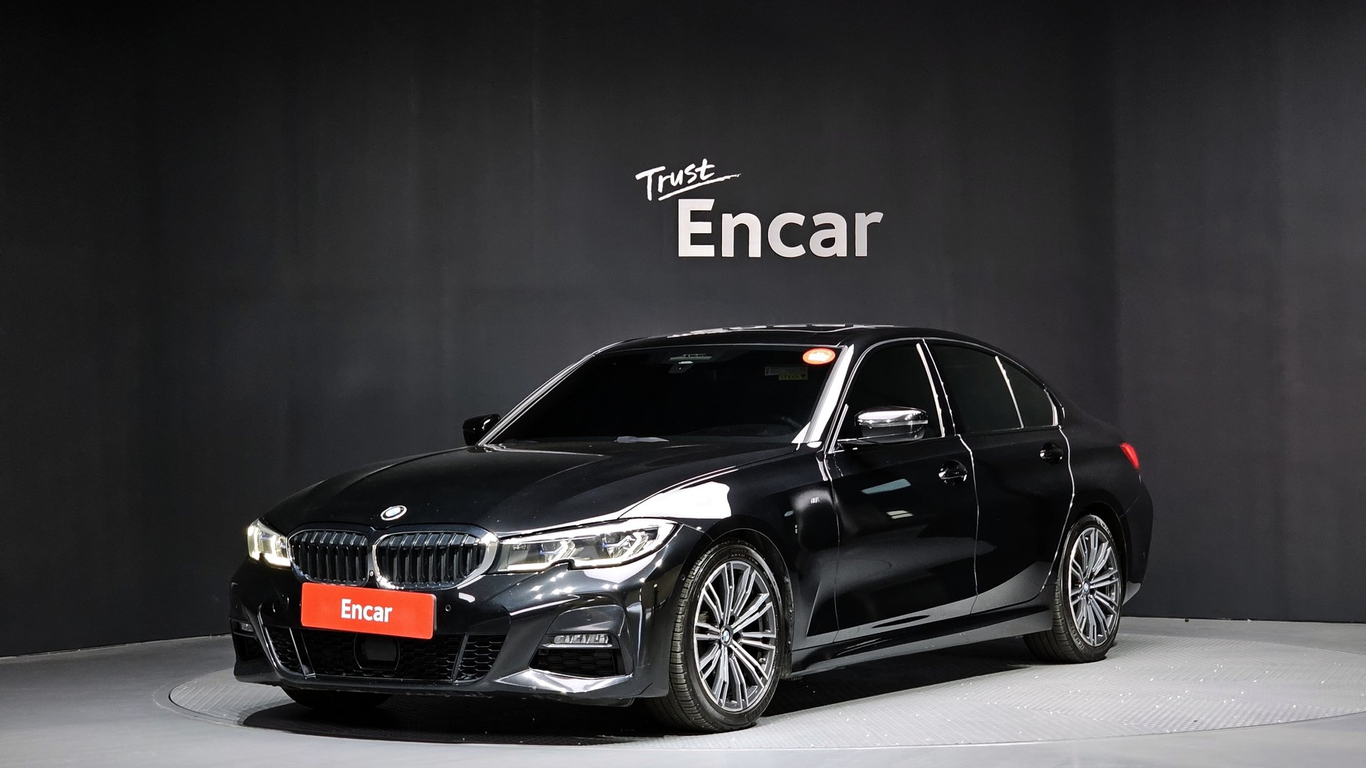 BMW 3 SERIES - View 1