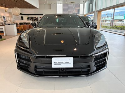 2026 Porsche PANAMERA 照片 2