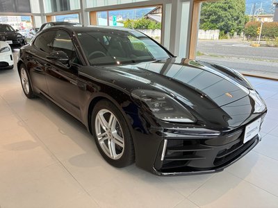 2026 Porsche PANAMERA 照片 1