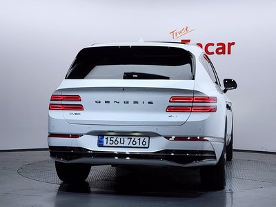 GENESIS GV80 - 3