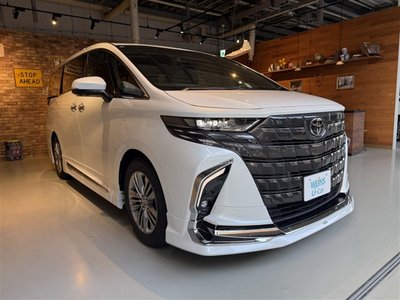 2026 Toyota ALPHARD — фото 3