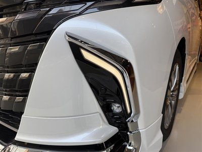 2026 Toyota ALPHARD — фото 6