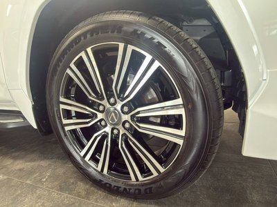 صورة مصغرة 21 لـ 2025 Lexus LX