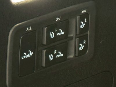 صورة مصغرة 12 لـ 2025 Lexus LX