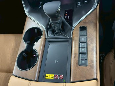 صورة مصغرة 33 لـ 2025 Lexus LX