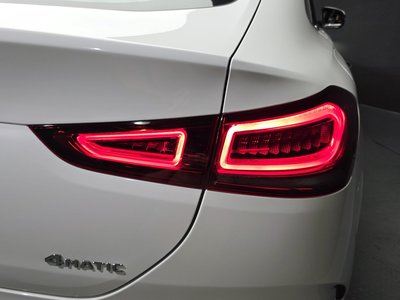 صورة 10 لـ 2021 Mercedes-BENZ GLE