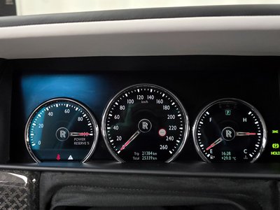 ROLLS-ROYCE CULLINAN - 8