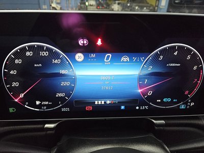 MERCEDES-BENZ S-CLASS - 9