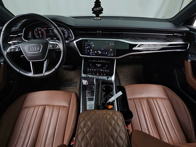 AUDI A6 - 5