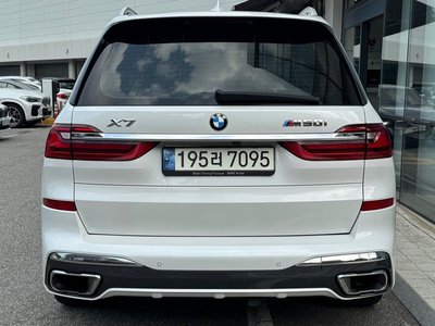 2021 BMW X7 照片 3