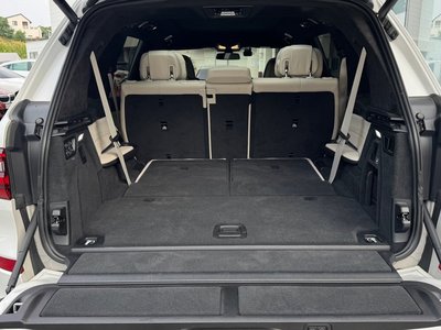 2021 BMW X7 — миниатюра 15