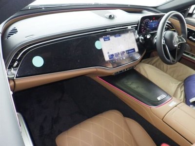 MERCEDES-BENZ E-CLASS - 3