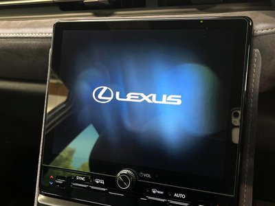 صورة 4 لـ 2024 Lexus LBX