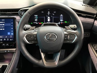 2024 Lexus LBX thumbnail 11