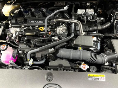 2024 Lexus LBX thumbnail 18