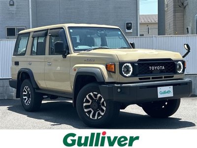 TOYOTA LAND CRUISER 70 - 1