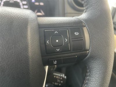 TOYOTA LAND CRUISER 70 - 9