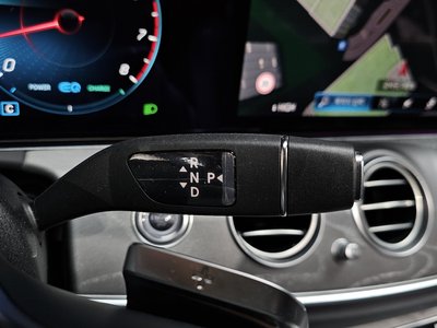 MERCEDES-BENZ E-CLASS - 9